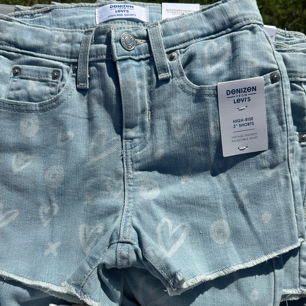Denizen from Levi's Light Blue Patterned Kids Shorts